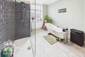 Photo 2- click for photo gallery